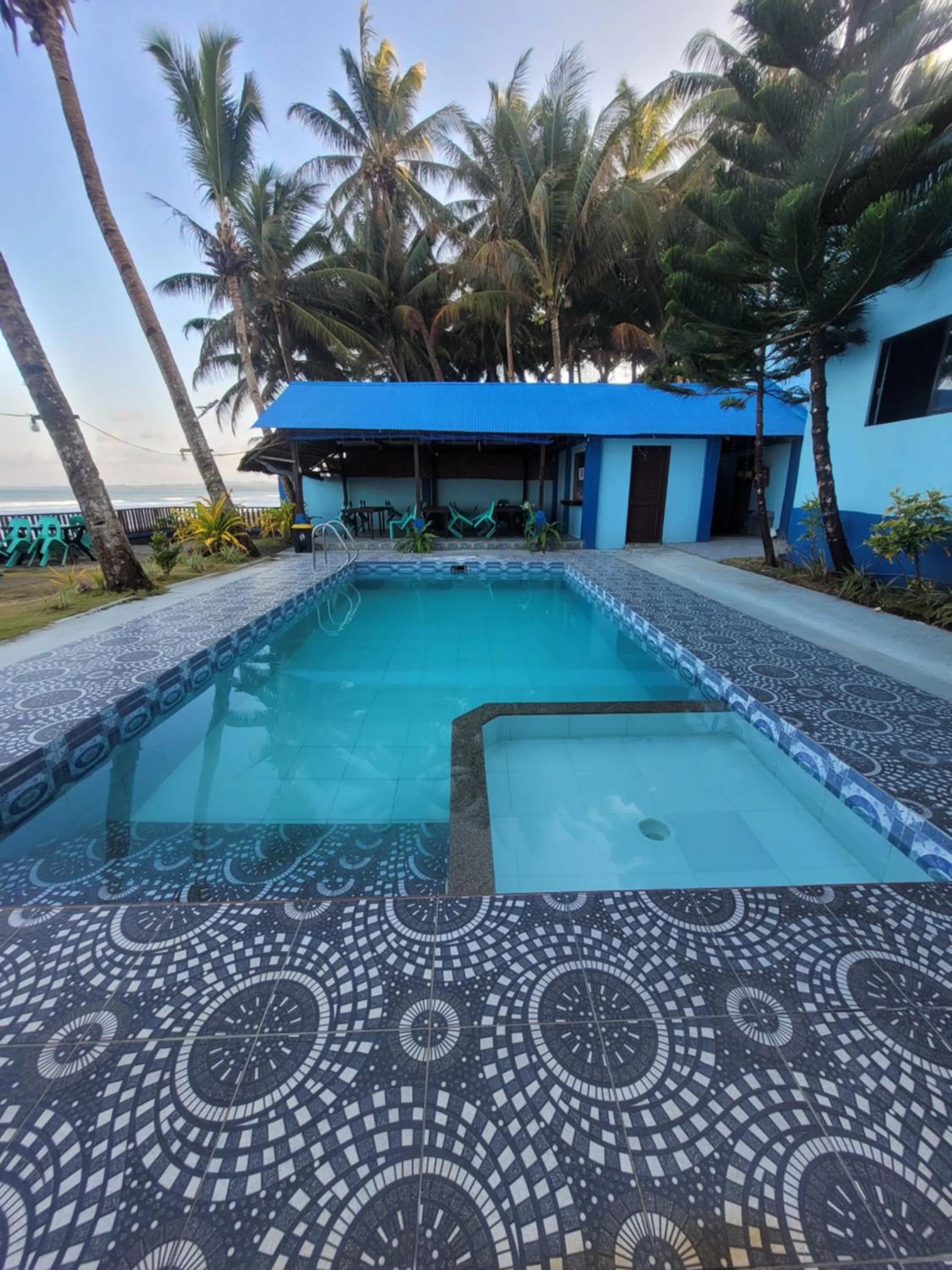 Swimming pool in J & V Oceanview Beach Resort