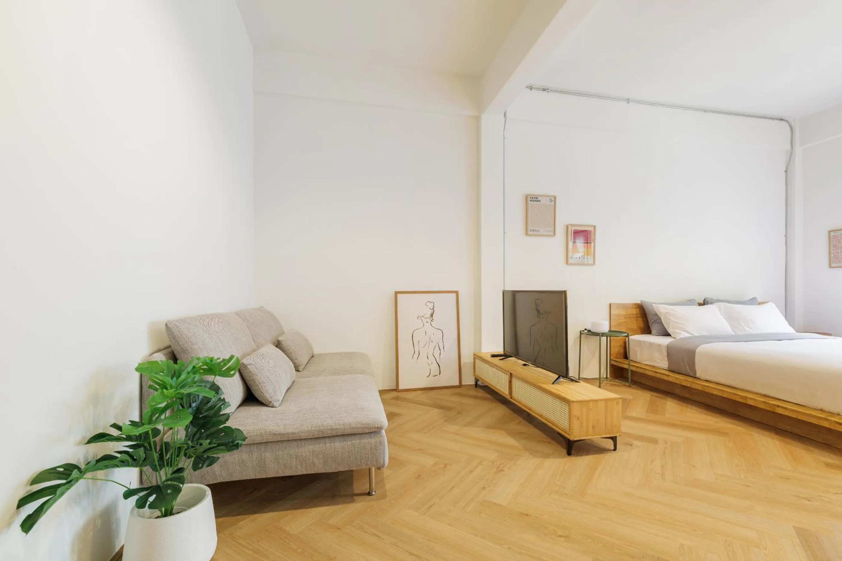 View (from property/room), Bed in Wabisabi Bangkok 3 MIN To Train Station