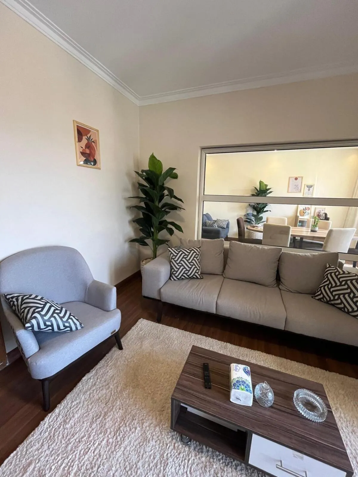 Condo Nile view modern