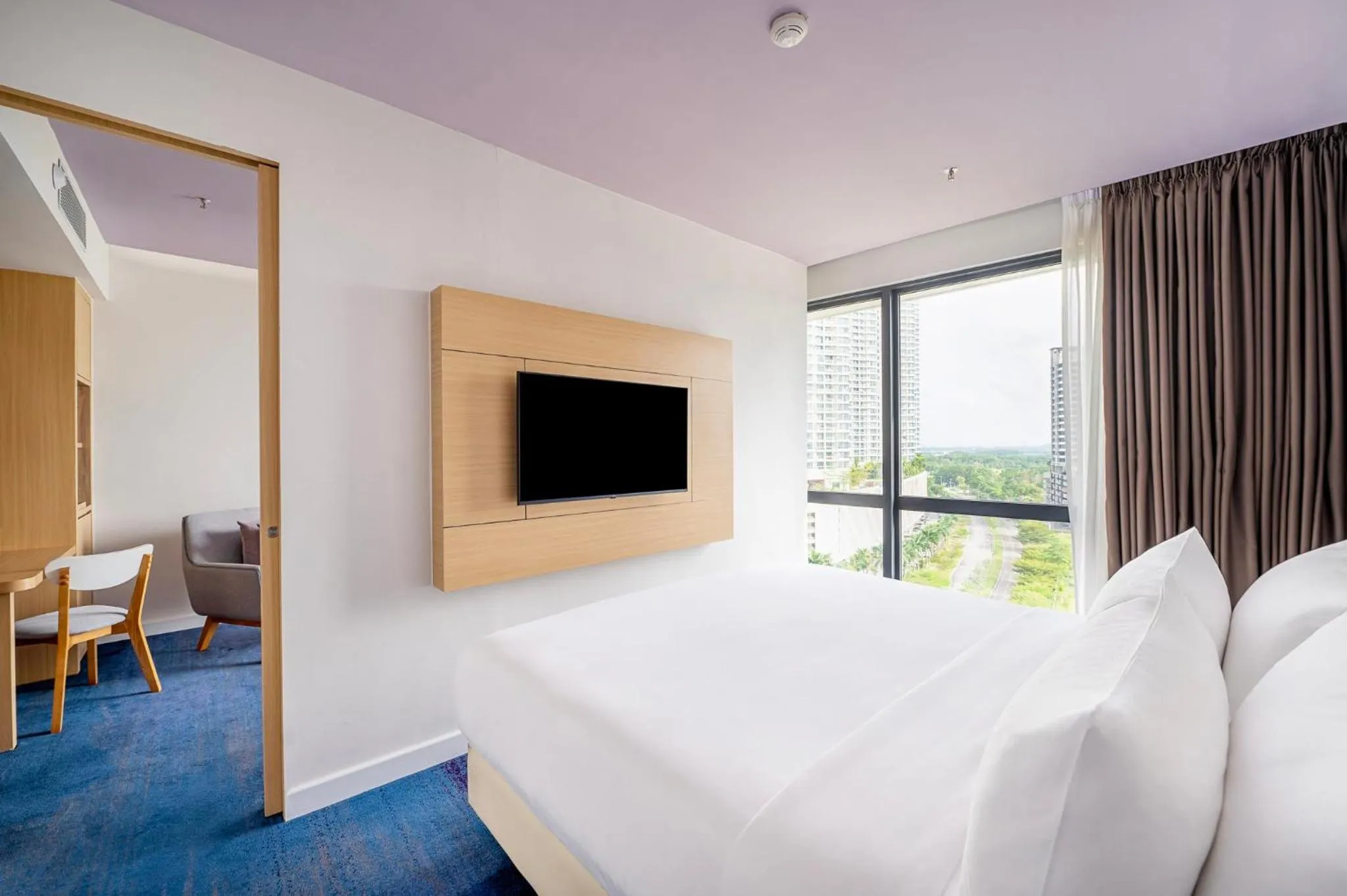 Photo of the whole room, Bed in OZO Medini Malaysia