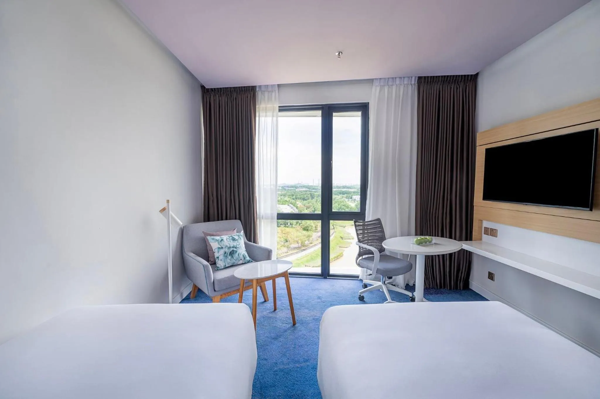 Photo of the whole room, Bed in OZO Medini Malaysia