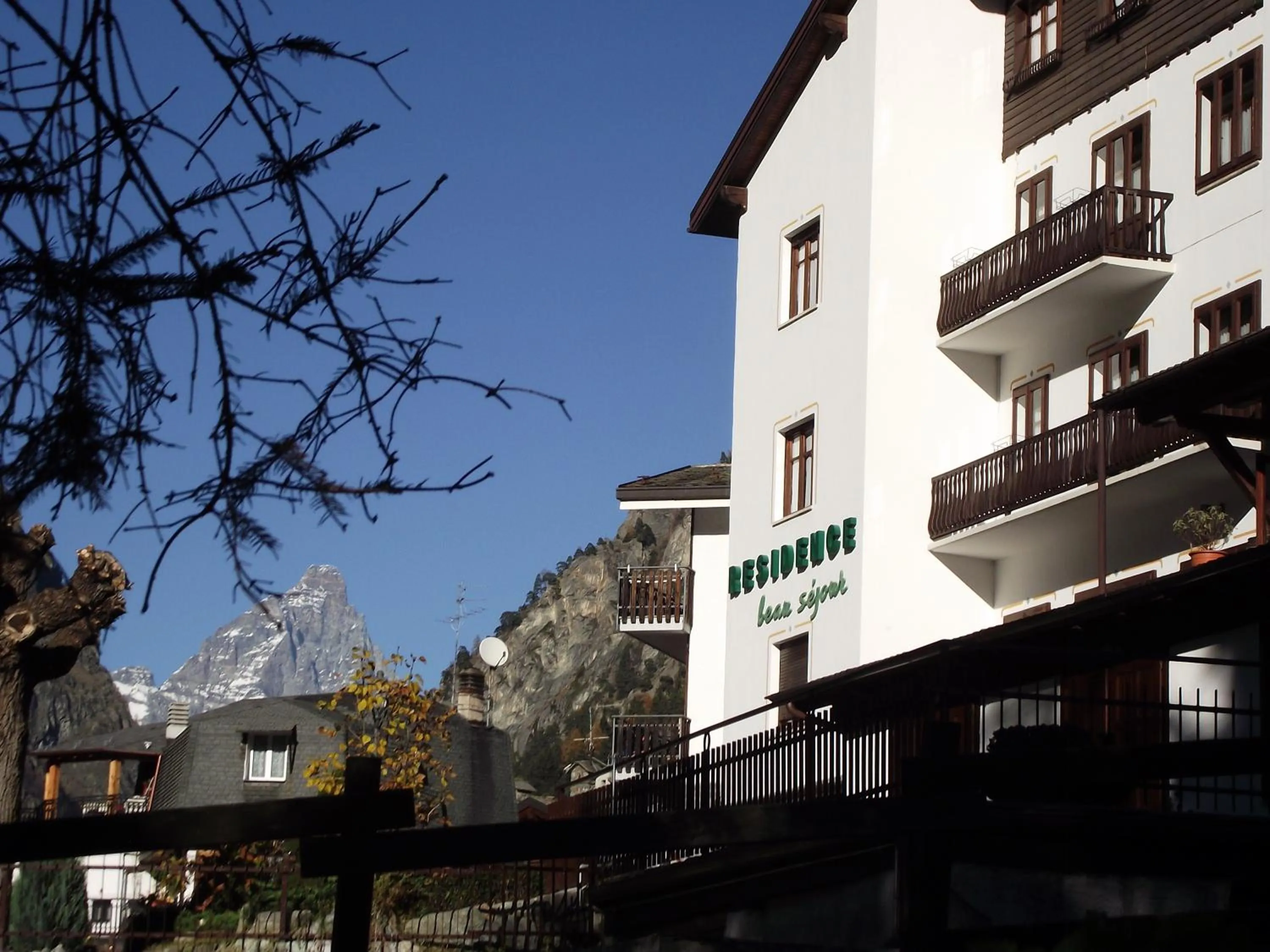 Property building in Residence Beau Sejour