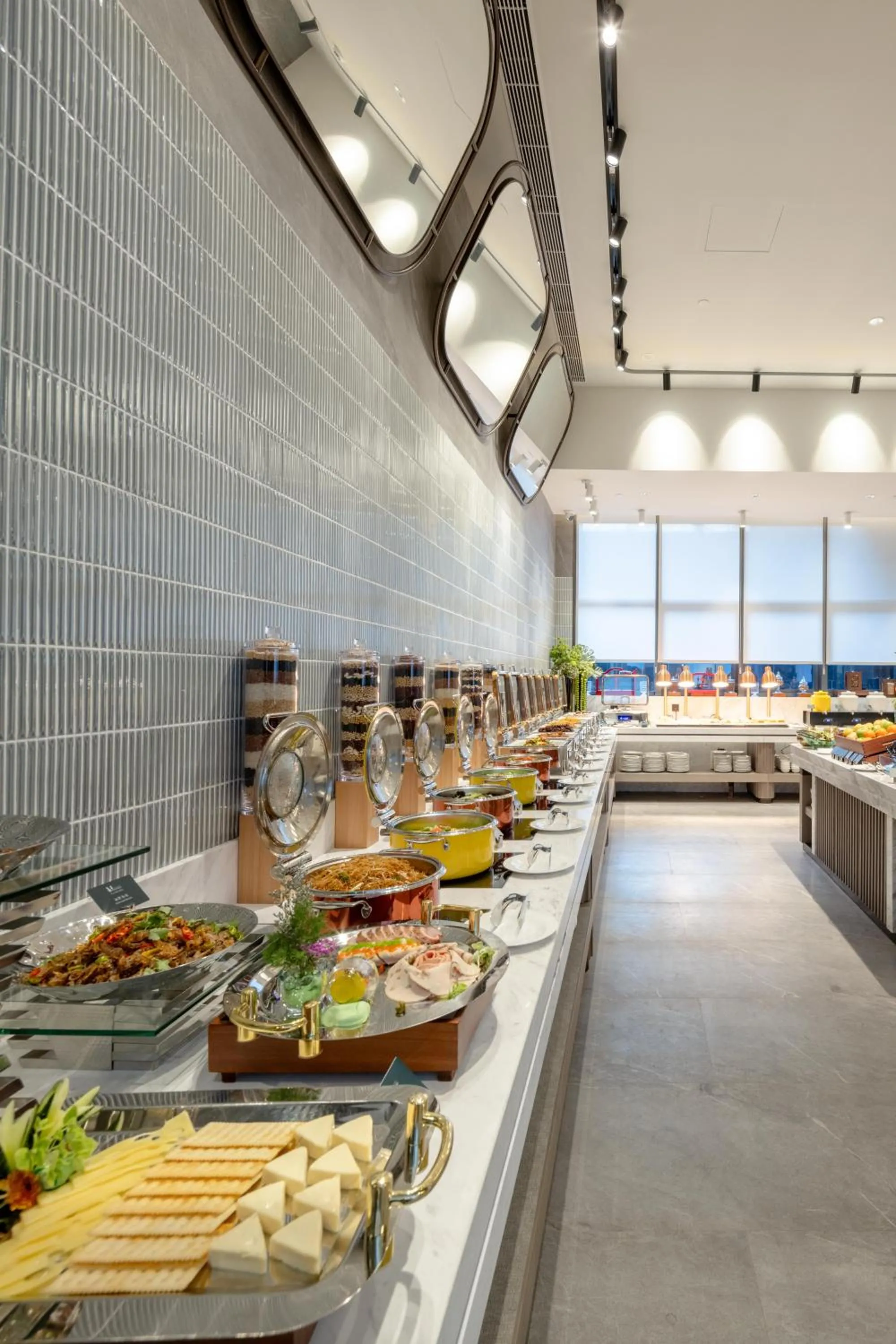 Restaurant/places to eat in Grand Madison Longhua Yujing Shenzhen