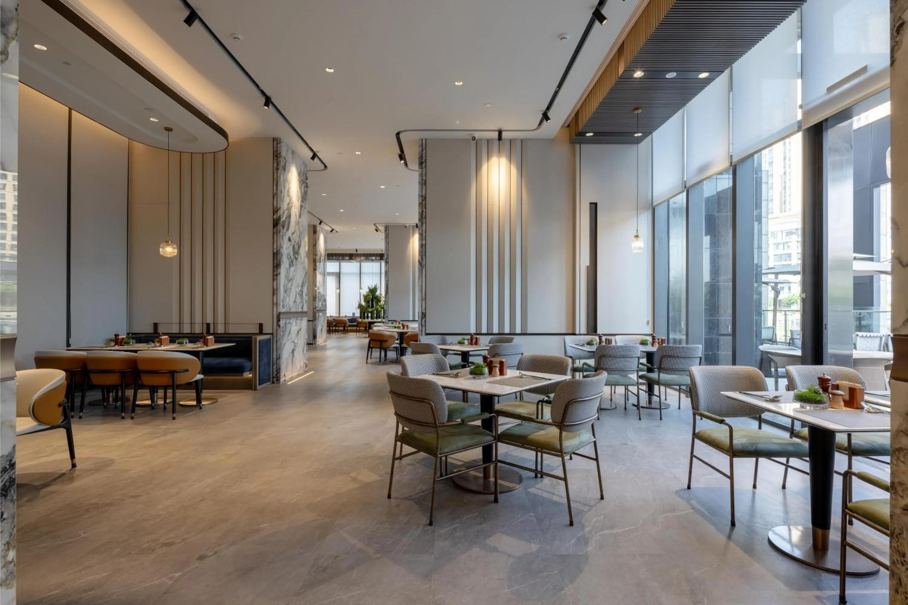 Restaurant/places to eat in Grand Madison Longhua Yujing Shenzhen