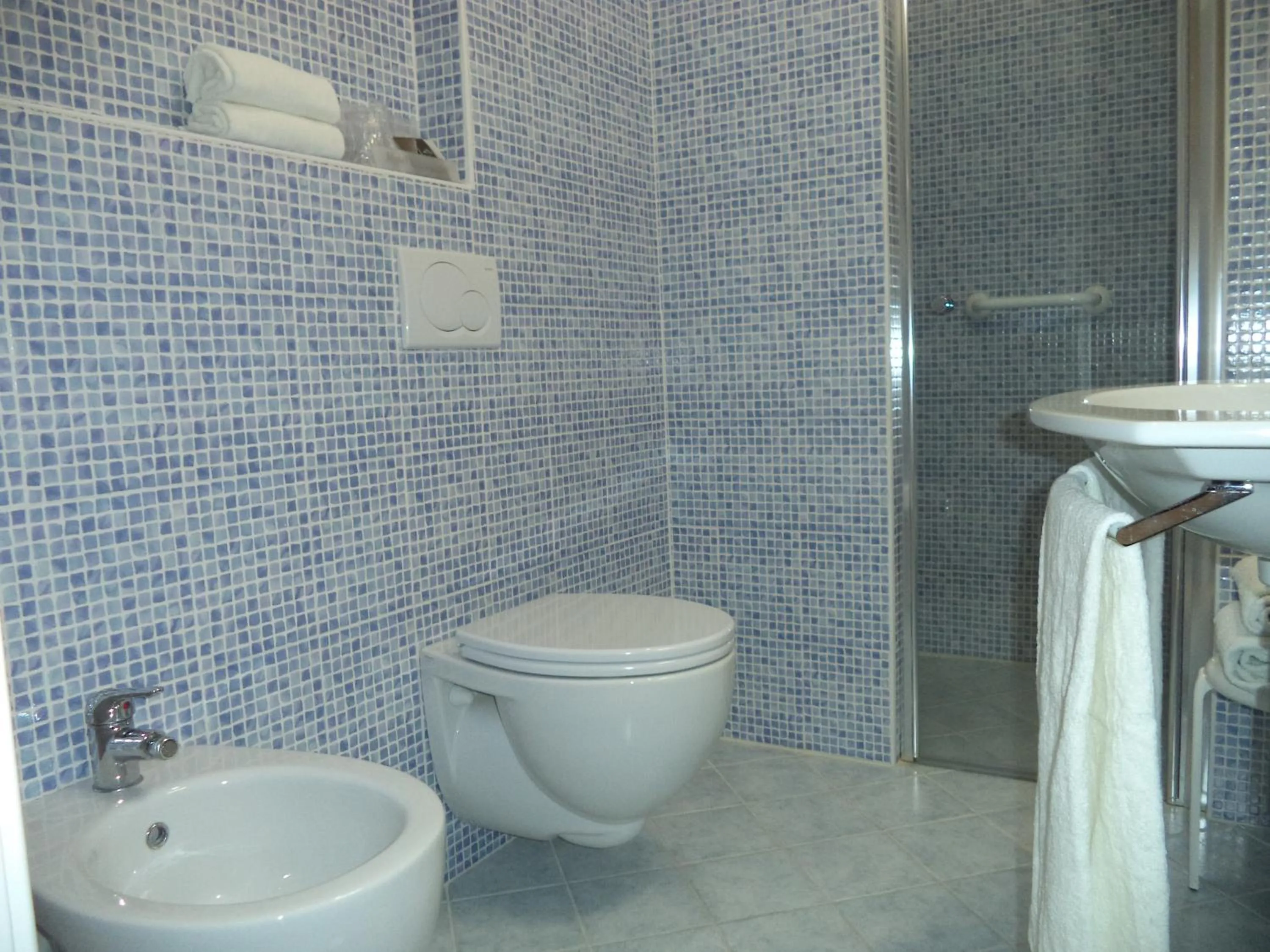 Bathroom in Hotel Miramare