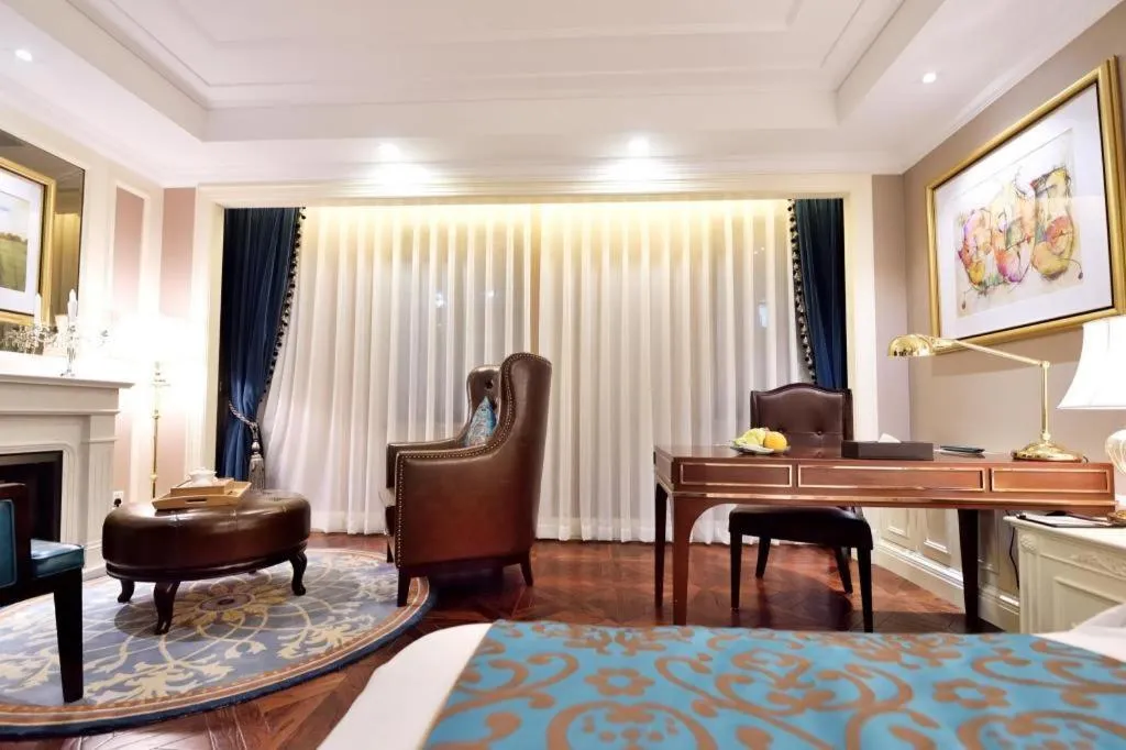 Bed in Jinjiang Metropolo Hotel Classiq YMCA People Square