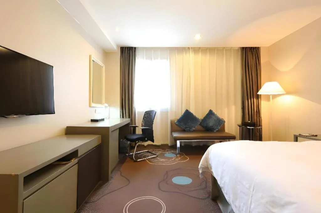 Bed in Jinjiang Metropolo Hotel Classiq YMCA People Square