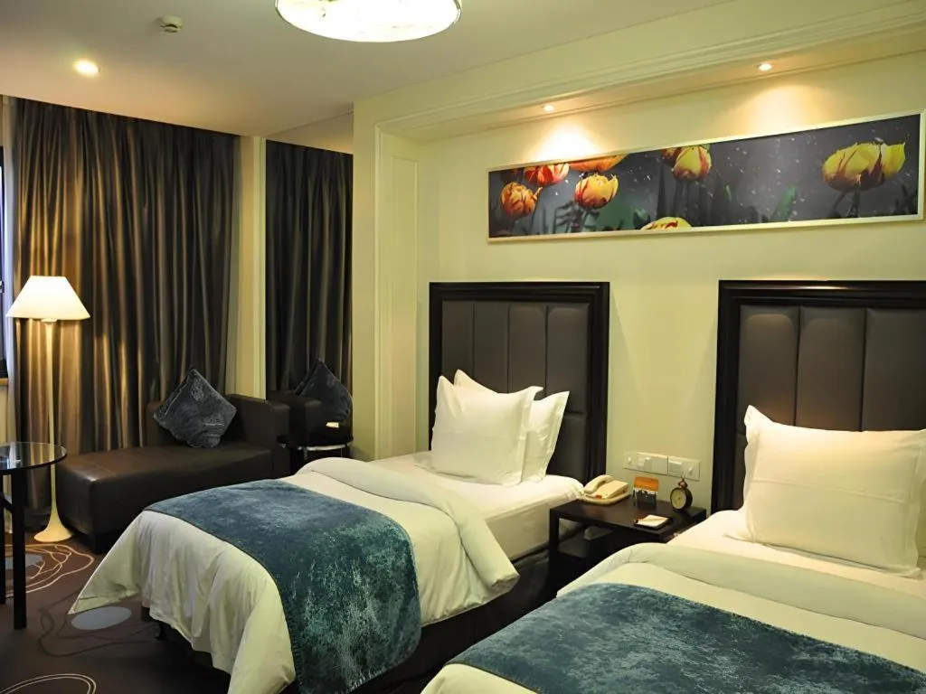 Bed in Jinjiang Metropolo Hotel Classiq YMCA People Square