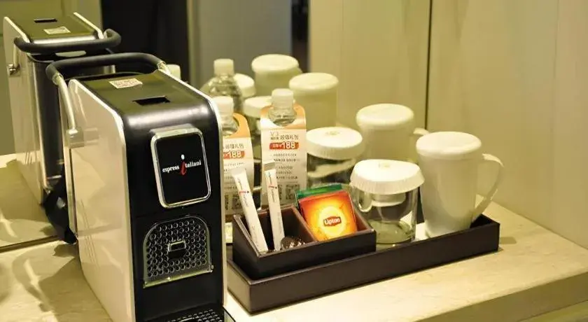 Jinjiang Metropolo Hotel Classiq YMCA People Square Jinjiang Metropolo Hotel Classiq YMCA People Square