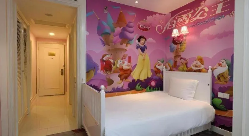 Bed in Jinjiang Metropolo Hotel Classiq YMCA People Square