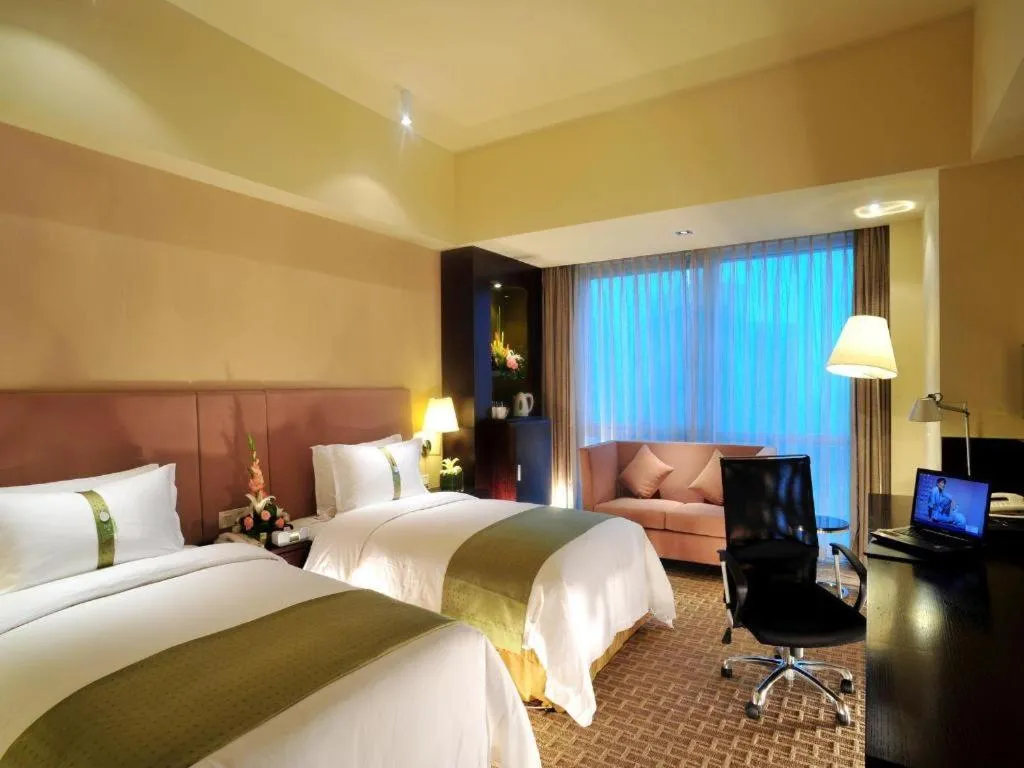 Bed in Holiday Inn Xi'an Greenland Century City By IHG