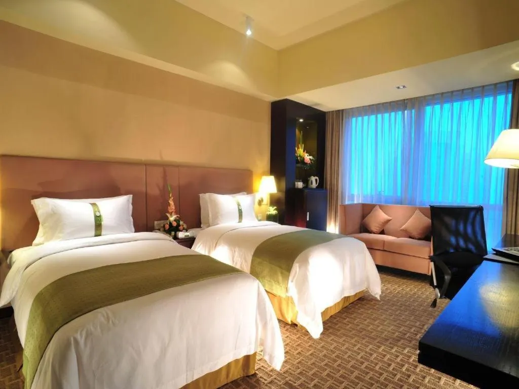 Bed in Holiday Inn Xi'an Greenland Century City By IHG