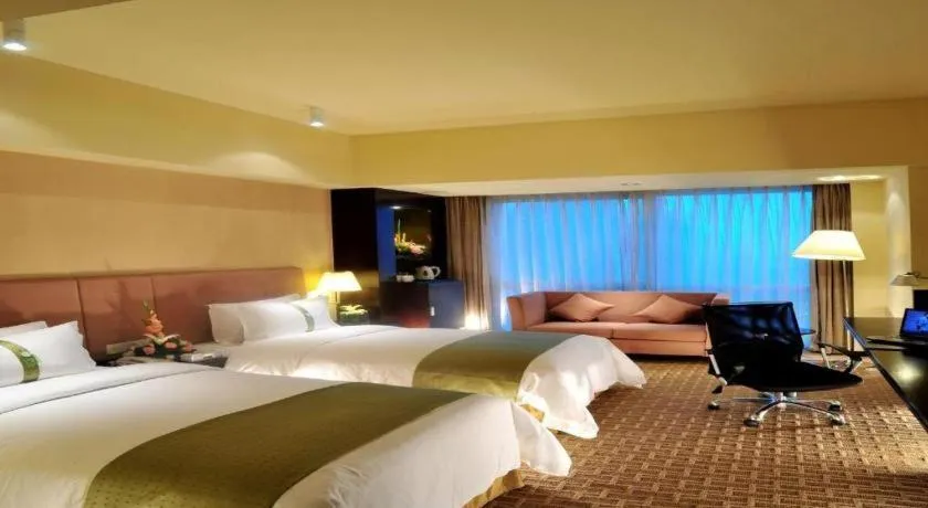 Bed in Holiday Inn Xi'an Greenland Century City By IHG