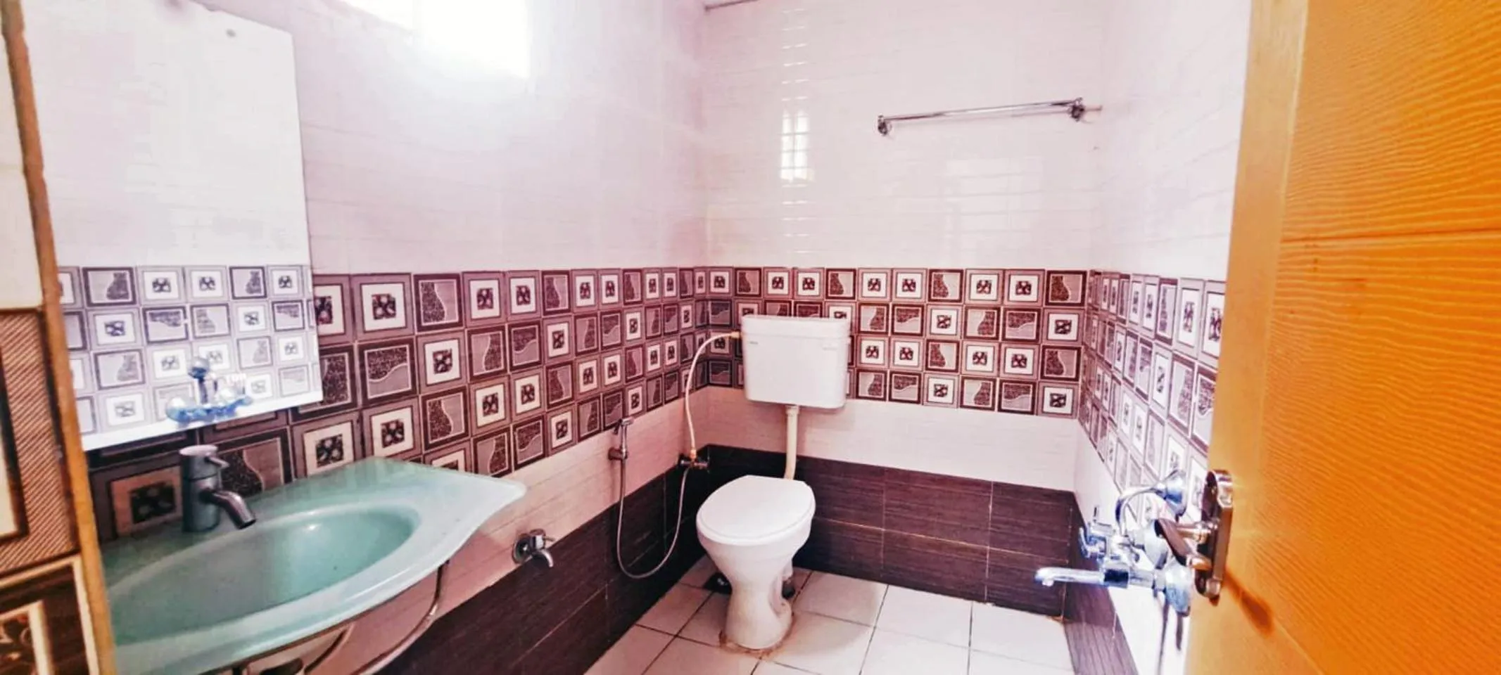 Bathroom in Hotel White Stone Premier Inn