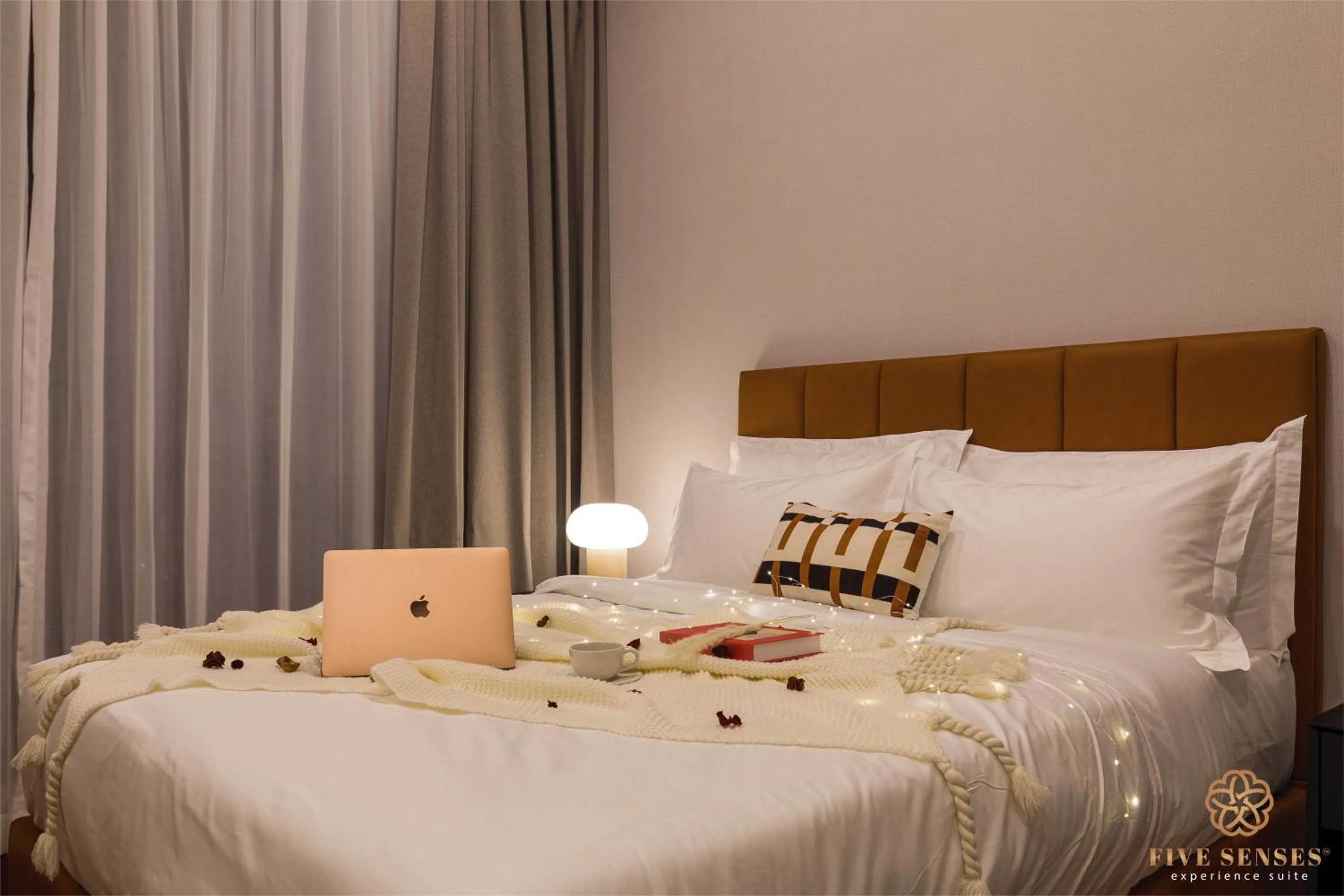 Bedroom, Bed in The Manor Residence KLCC by Five Senses