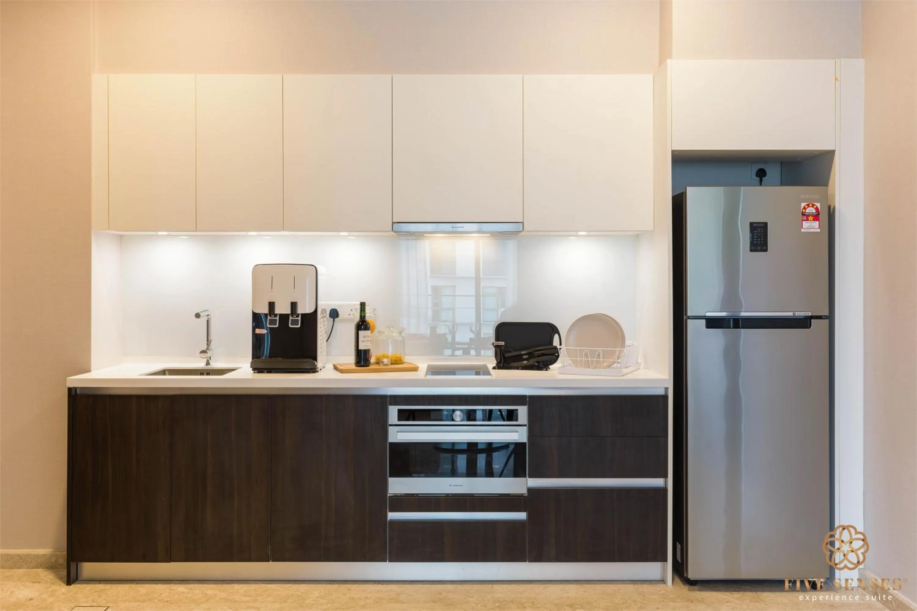 Kitchen or kitchenette in The Manor Residence KLCC by Five Senses