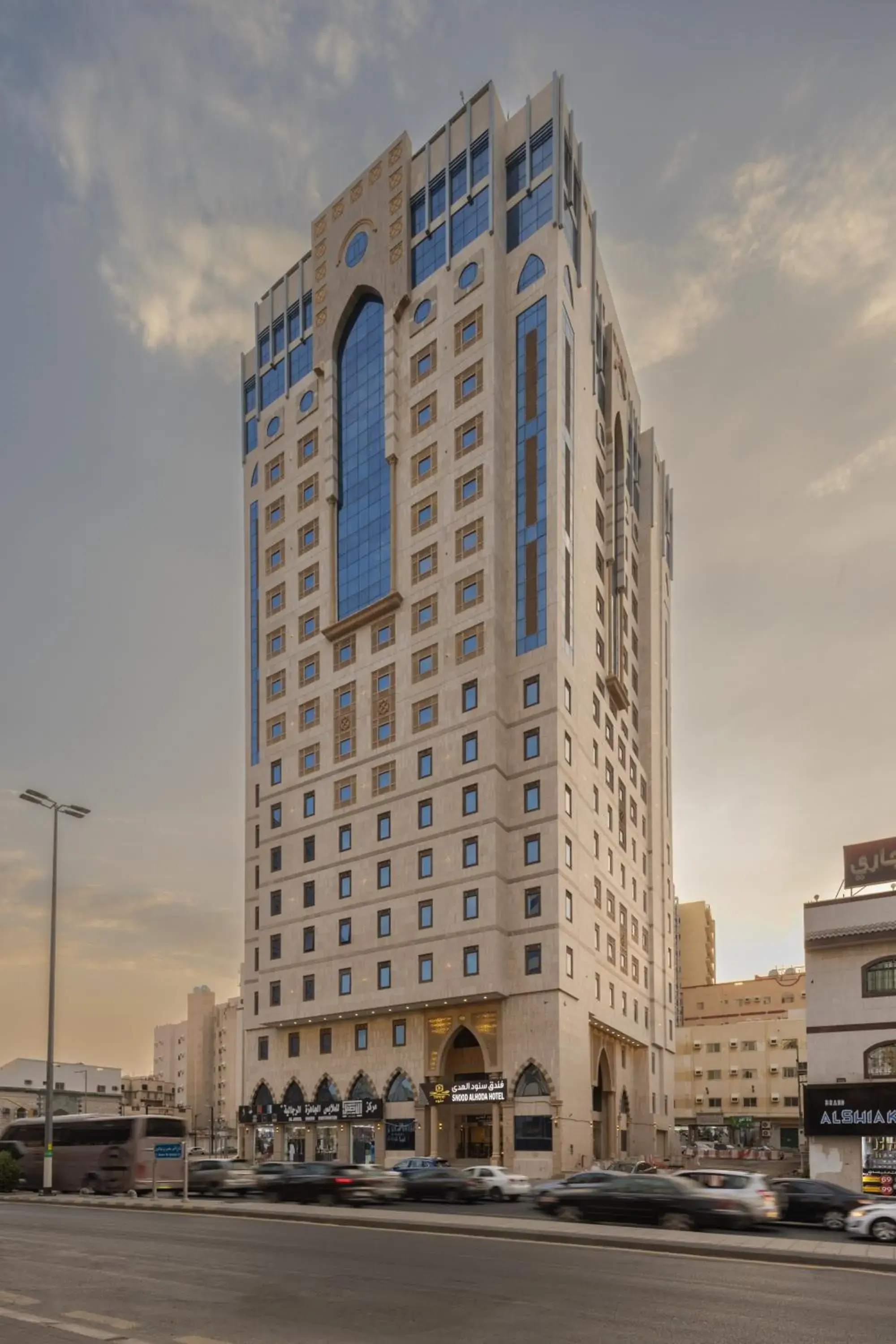 Property building in Snood Al Huda Property building in Snood Al Huda