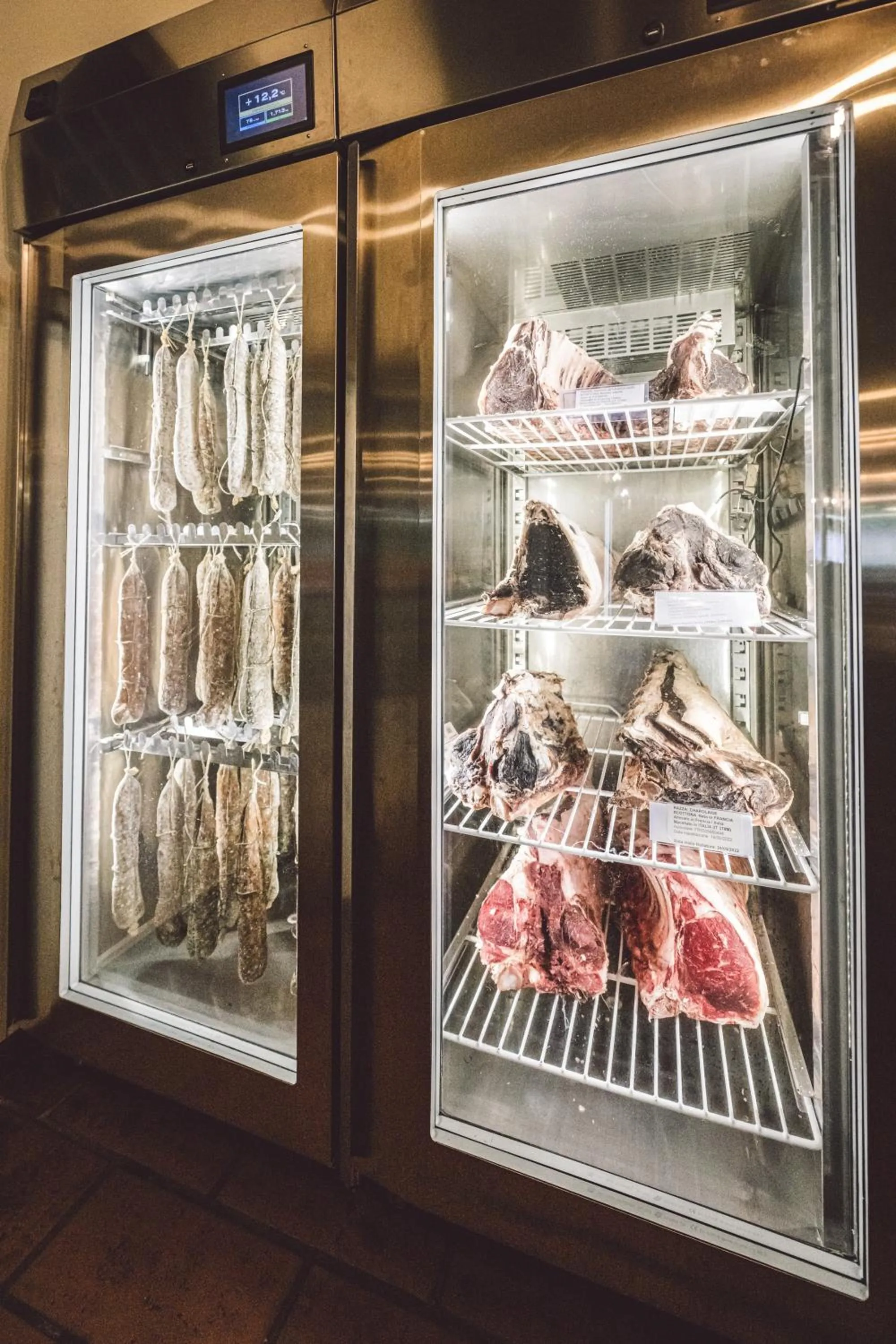 Restaurant/places to eat in Due Ponti Village