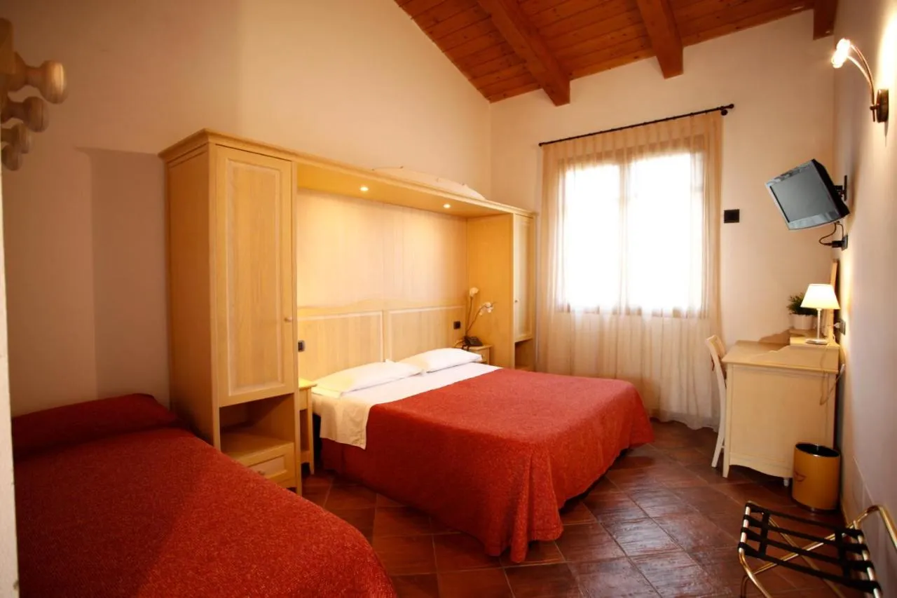 Bed in Due Ponti Village