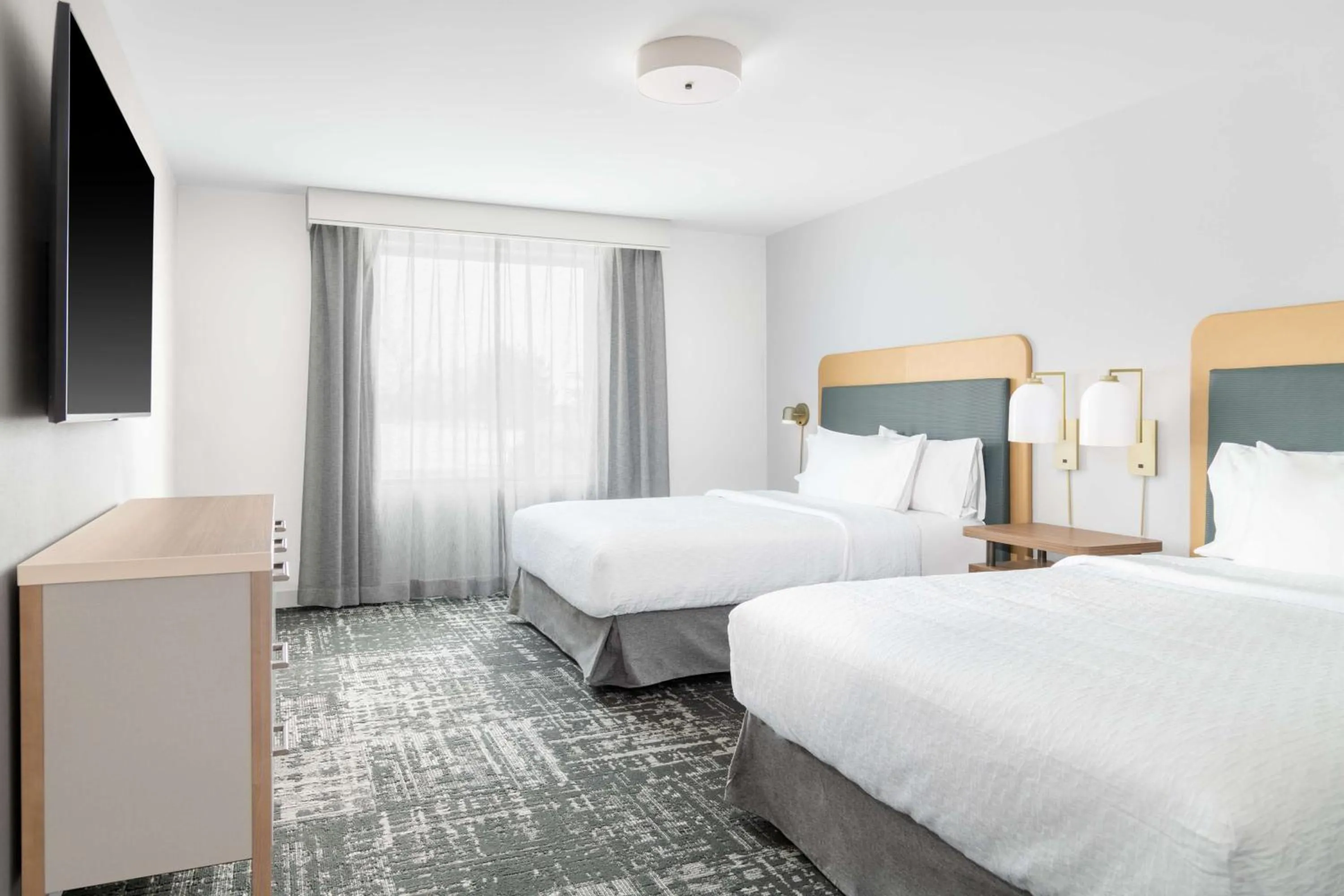 Bed in Homewood Suites By Hilton Holland