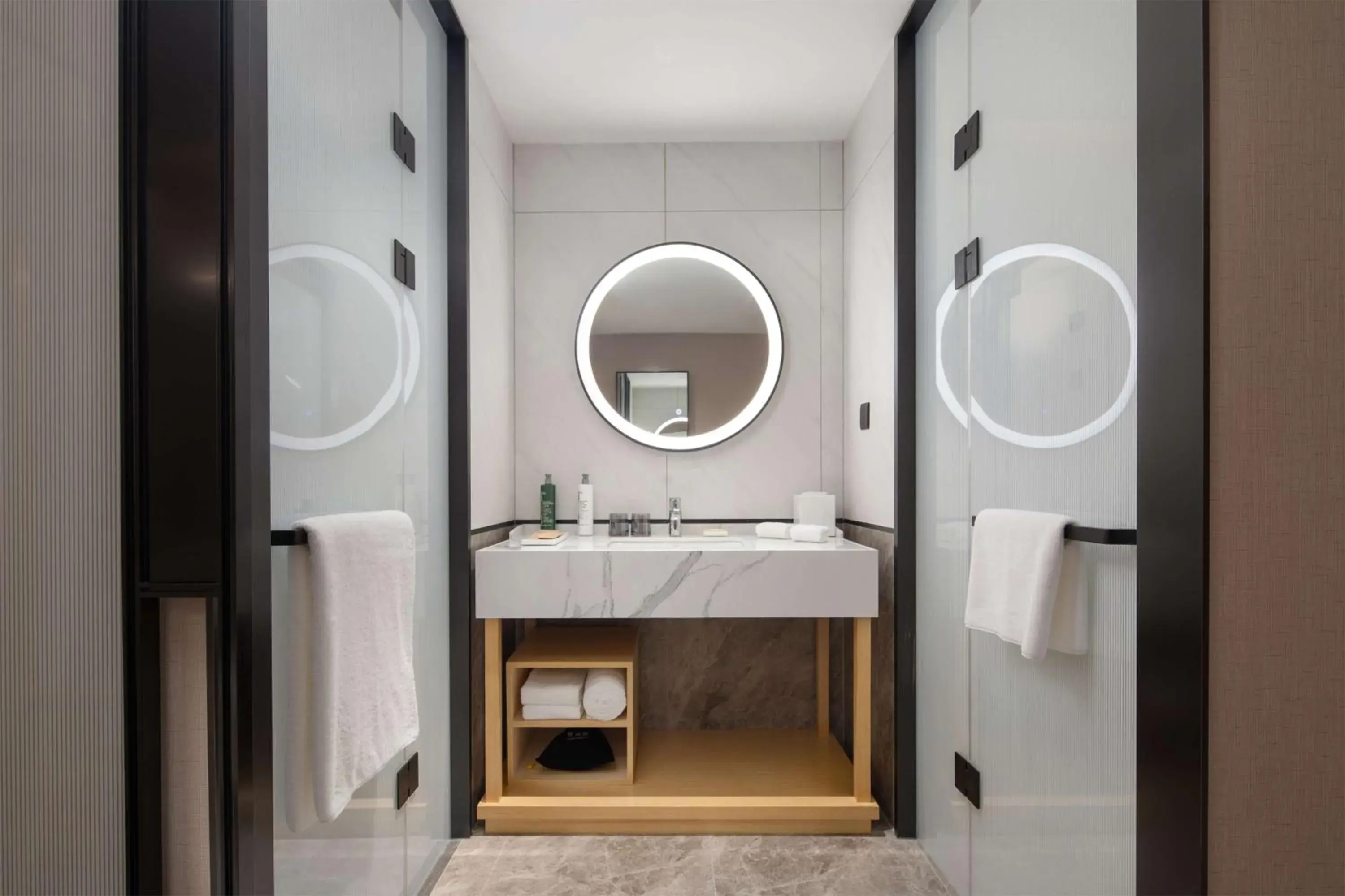 Bathroom in Hilton Garden Inn Hulunbuir Hailar Bathroom in Hilton Garden Inn Hulunbuir Hailar