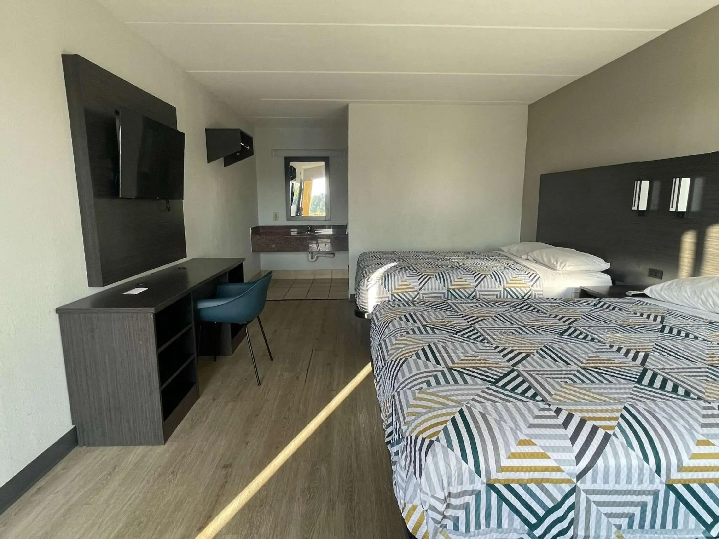 Bedroom in Motel 6 Stockbridge GA Hwy 138 W