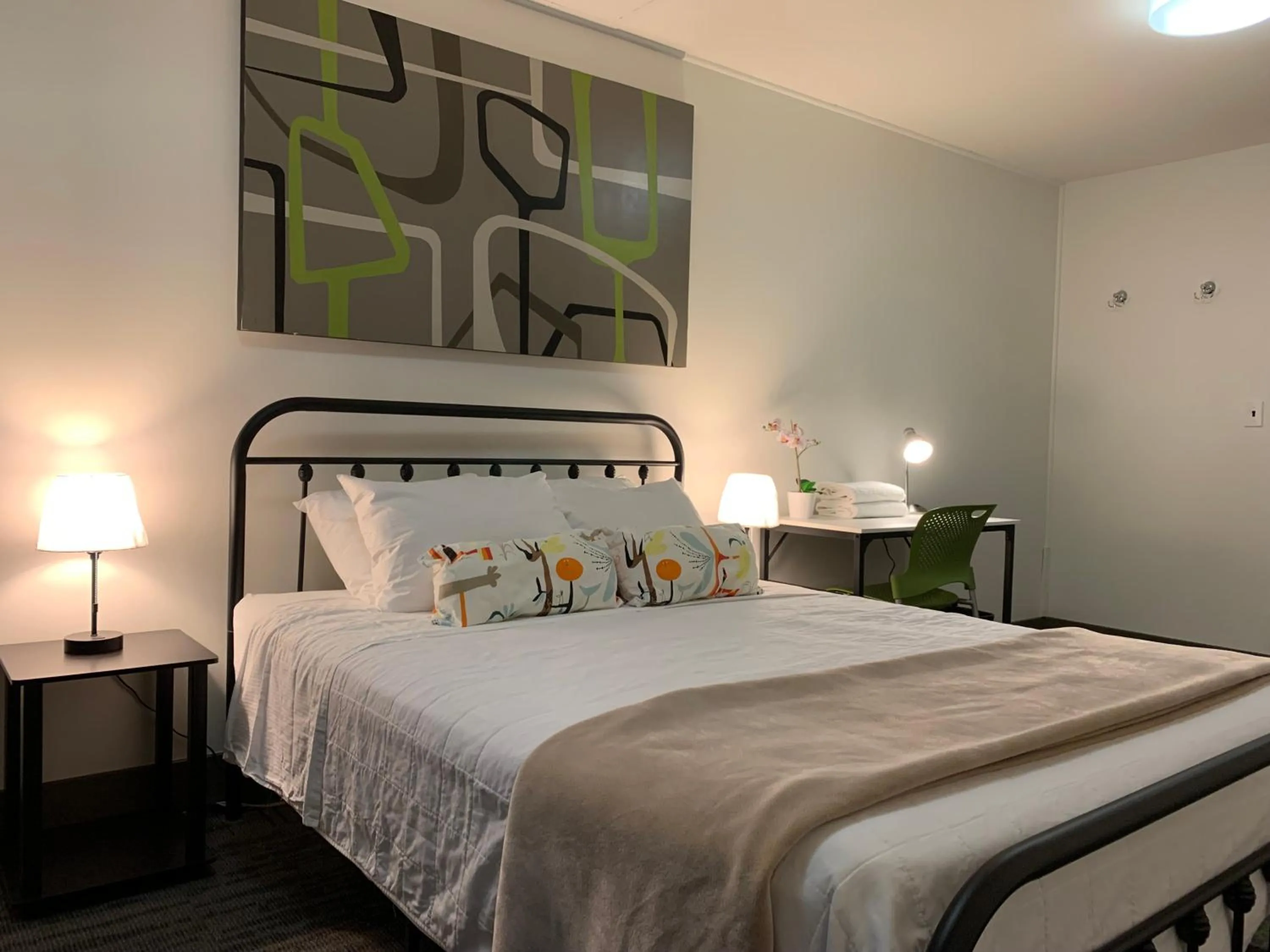 Bed in HI Calgary City Centre - Hostel