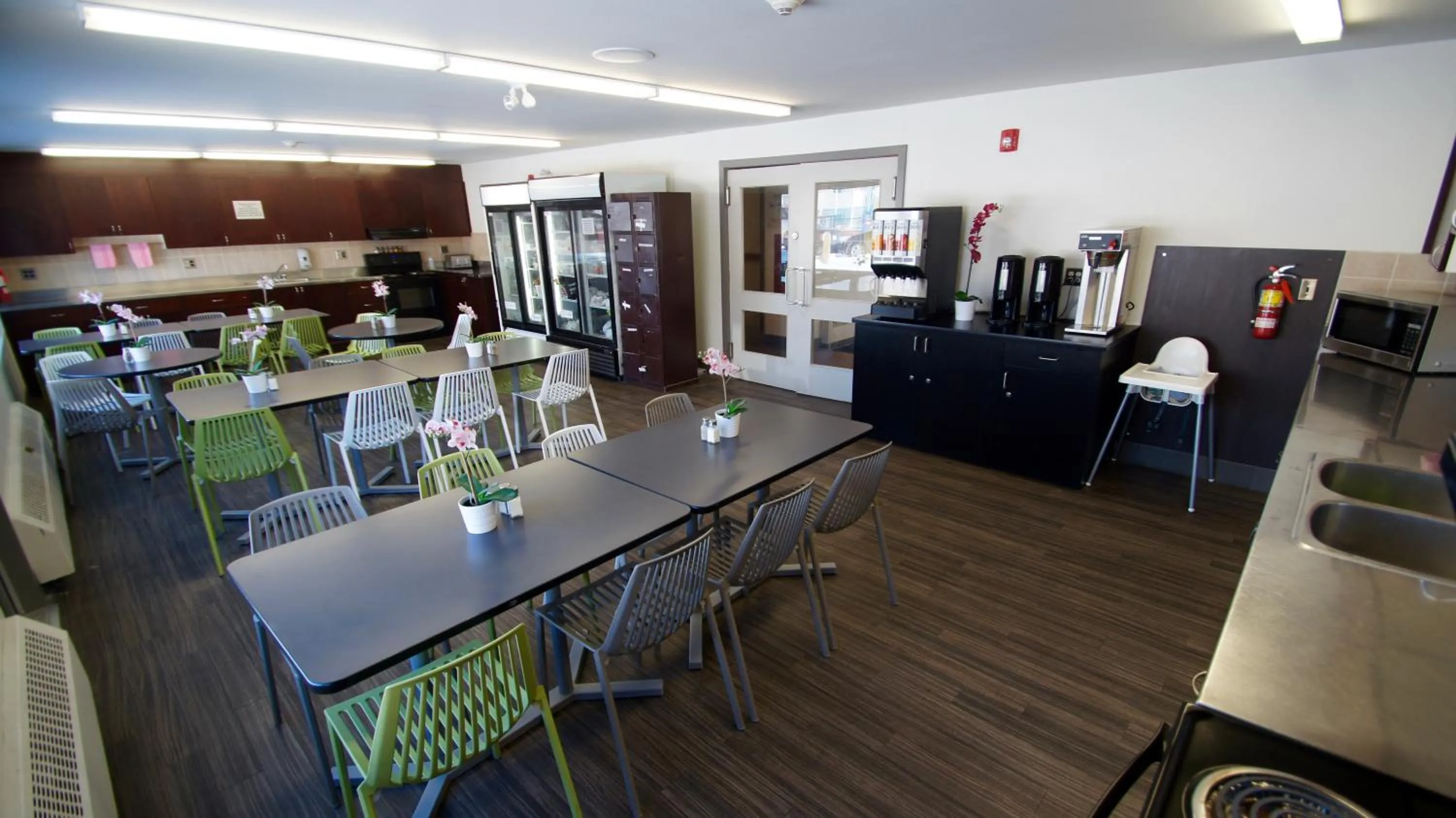 Coffee/tea facilities in HI Calgary City Centre - Hostel