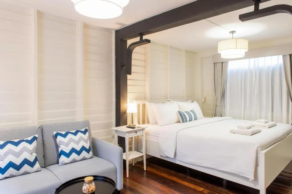 Bed in Resort Bangphlat