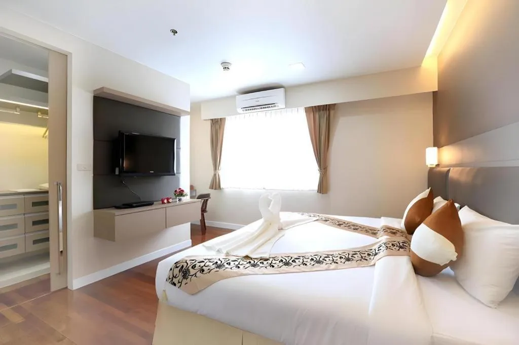 Bed in J Town serviced Apartments&hotel