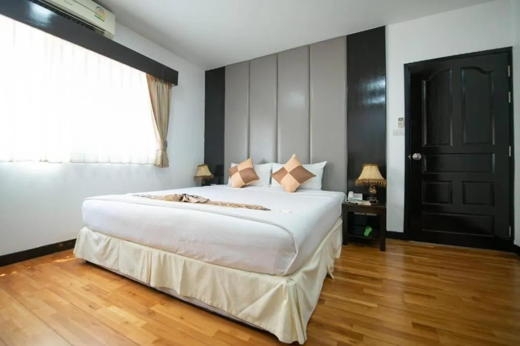 Bed in J Town serviced Apartments&hotel
