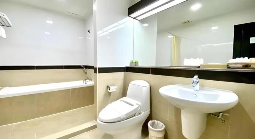 J Town serviced Apartments&hotel