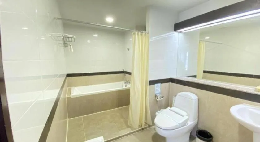 J Town serviced Apartments&hotel
