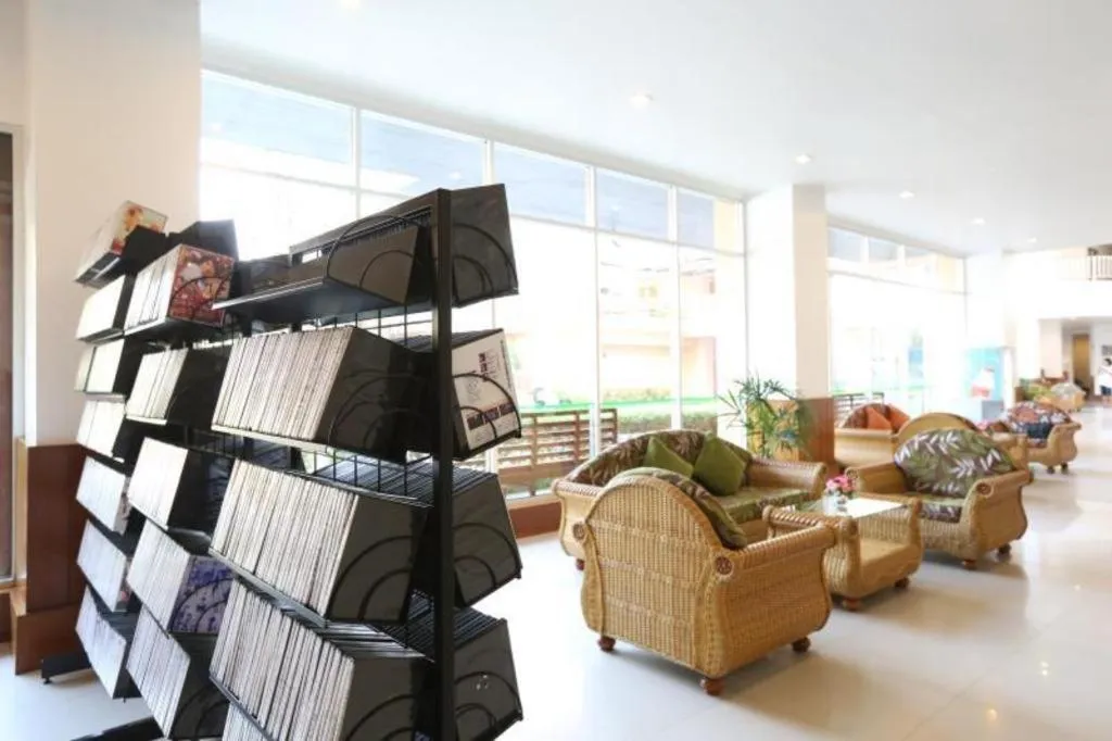 J Town serviced Apartments&hotel