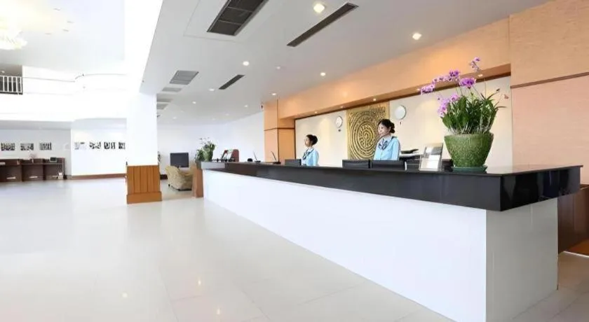 J Town serviced Apartments&hotel