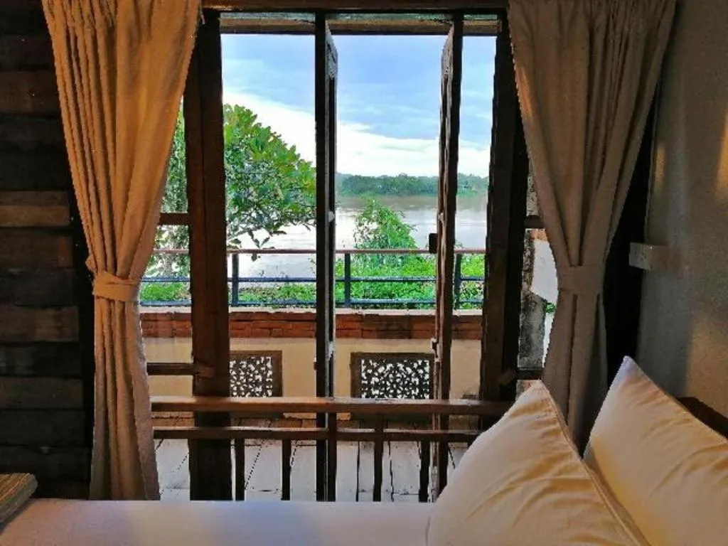Bed in Tao Kae Lao