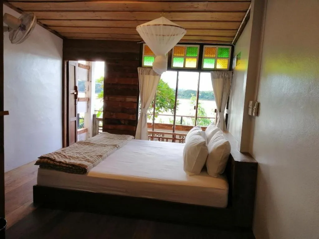 Bed in Tao Kae Lao
