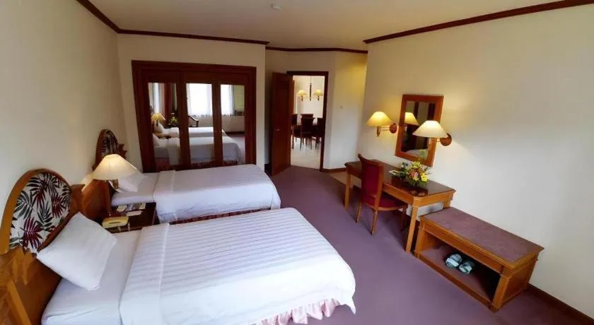 Bed in Purnama Hotel