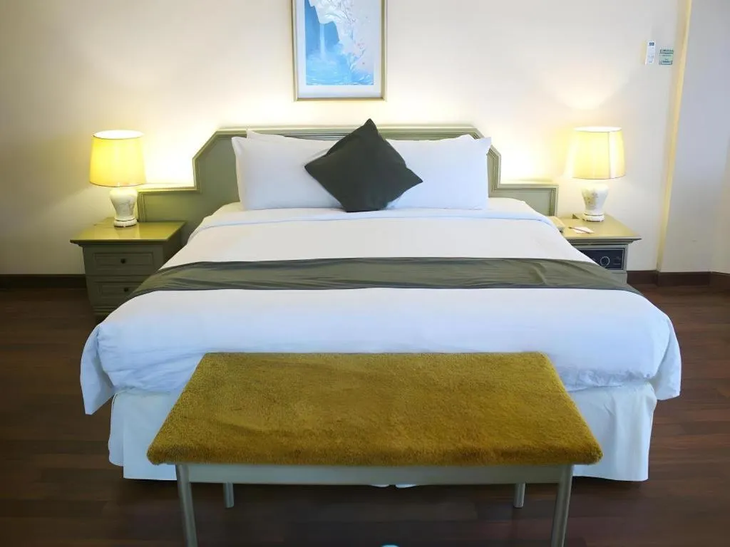 Bed in Purnama Hotel