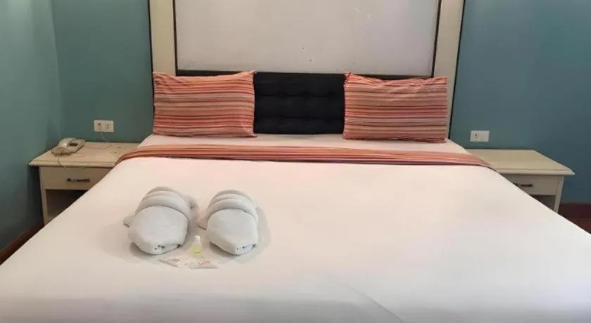 Bed in PRS Hotel By Sojourn