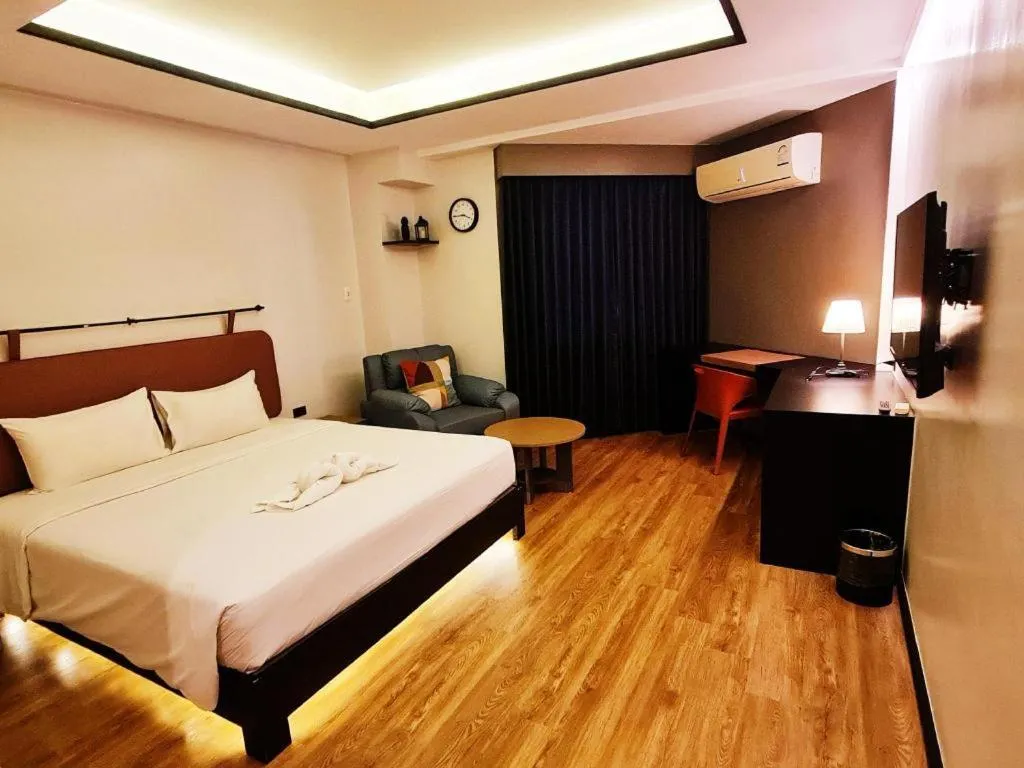 Bed in PRS Hotel By Sojourn