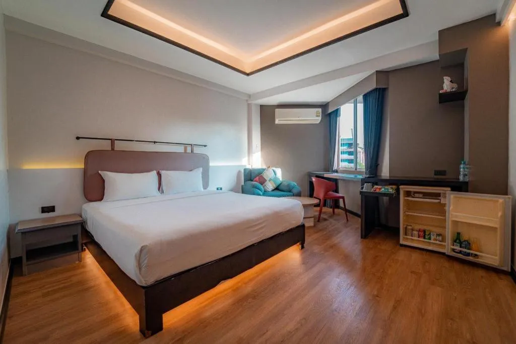 Bed in PRS Hotel By Sojourn