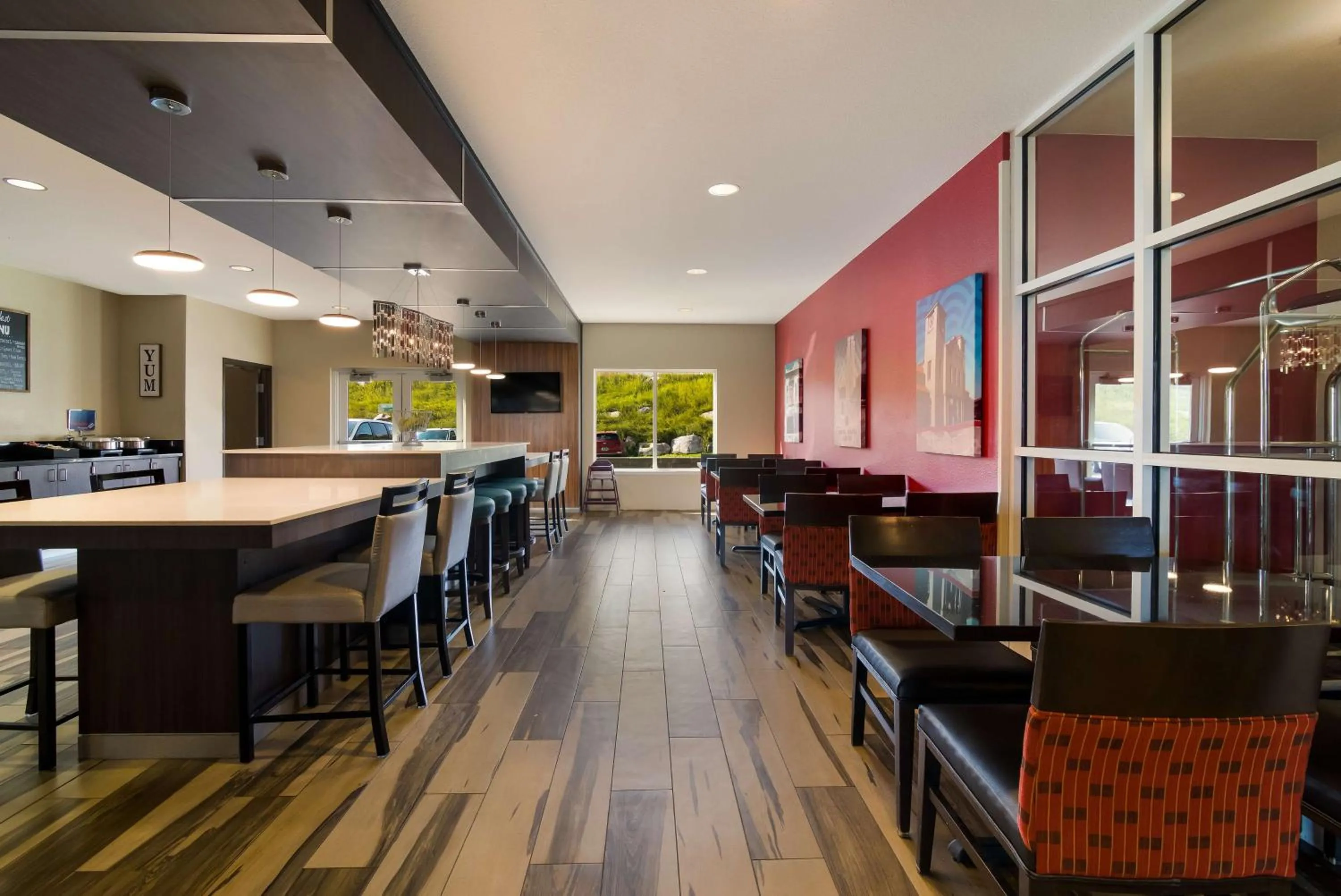 Restaurant/places to eat in Best Western Roosevelt Place