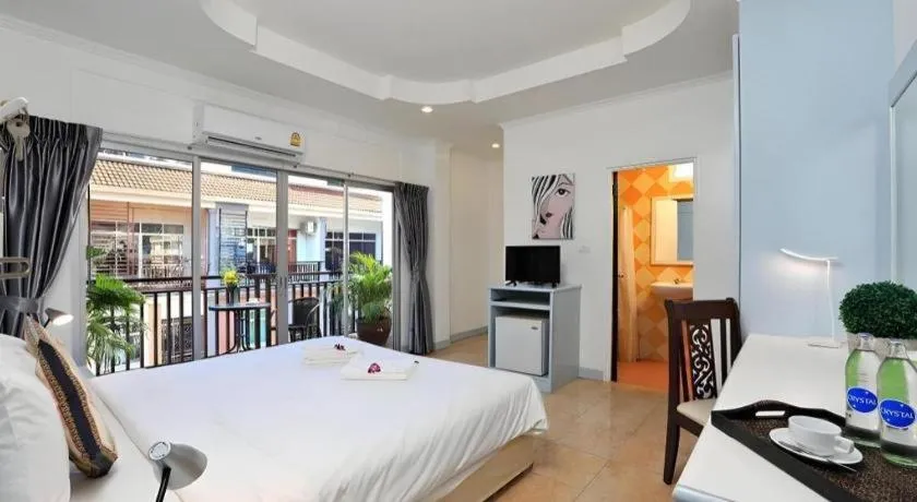 Bed in Gorgeous Boutique Room