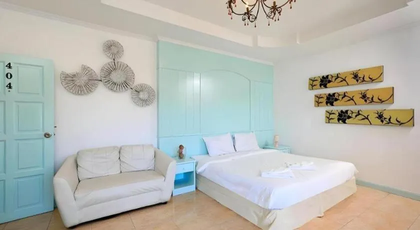 Bed in Gorgeous Boutique Room