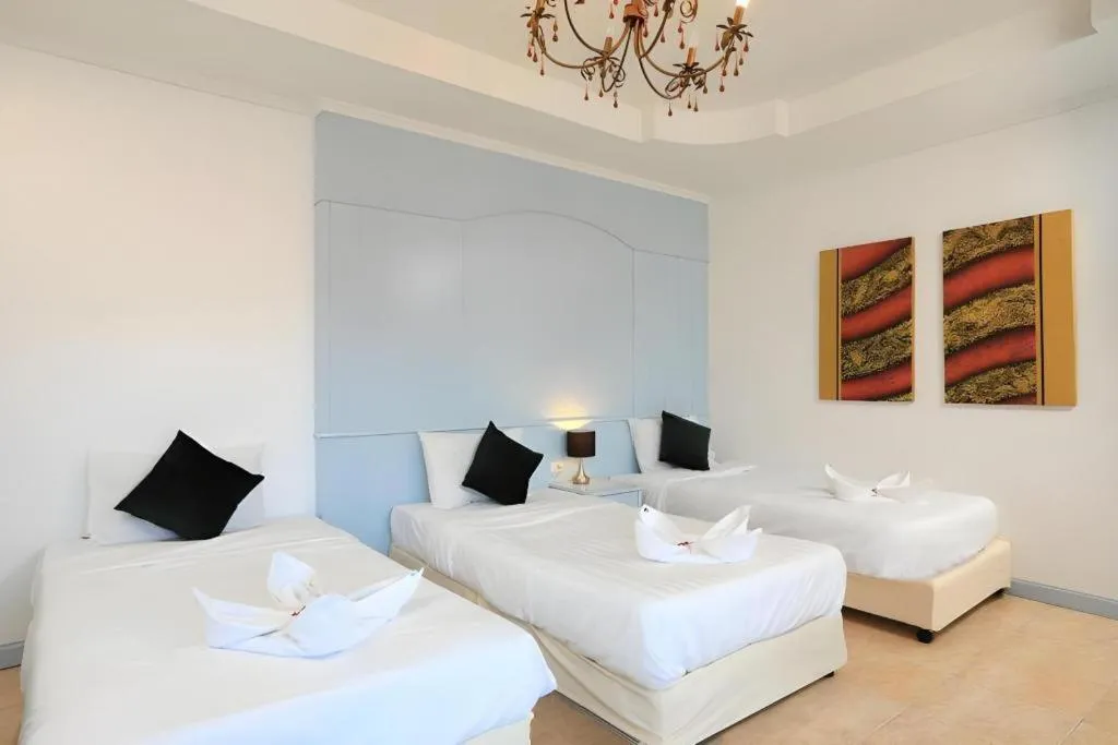 Bed in Gorgeous Boutique Room