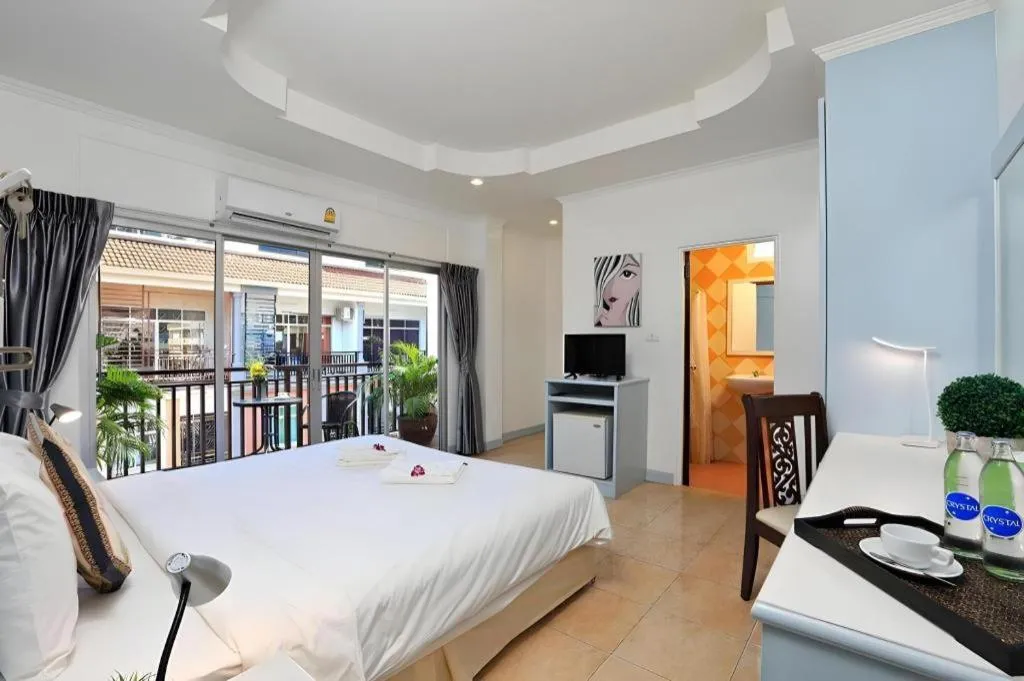 Bed in Gorgeous Boutique Room