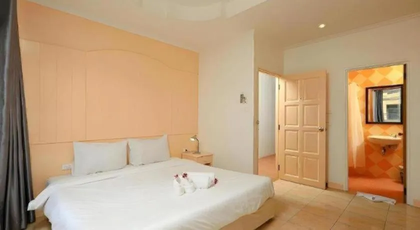 Bed in Gorgeous Boutique Room