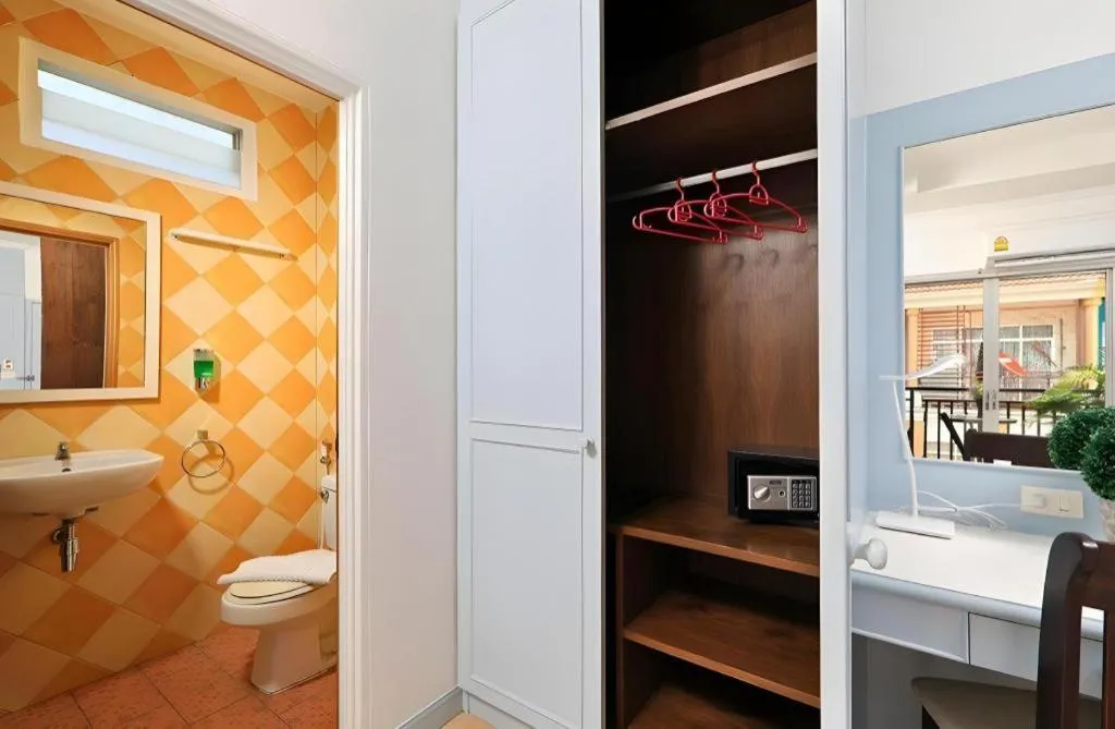 Gorgeous Boutique Room