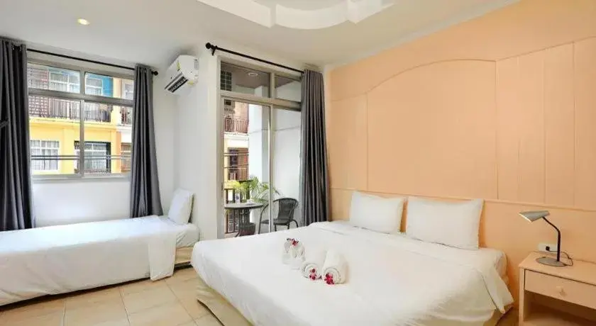 Bed in Gorgeous Boutique Room Bed in Gorgeous Boutique Room